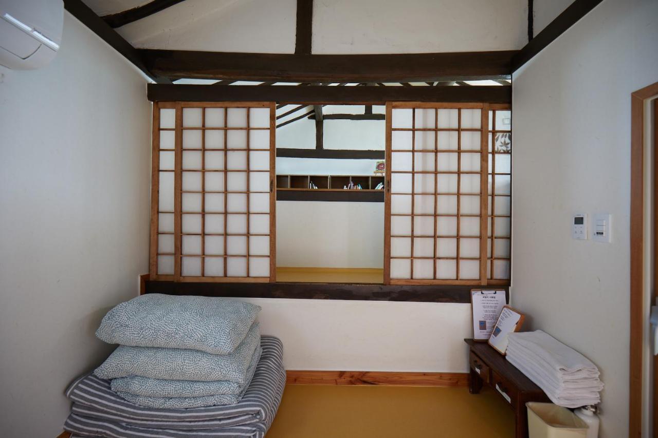 Bonghwangjae Hanok Guesthouse Gongju ภายนอก รูปภาพ